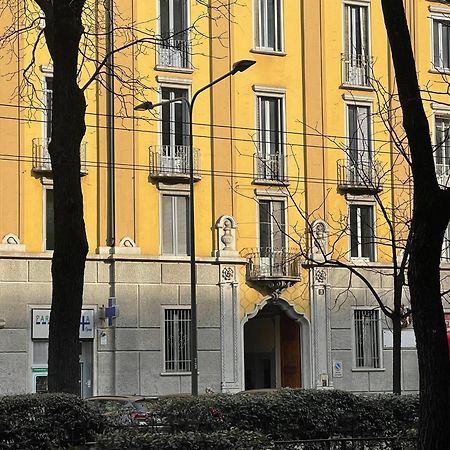 Appartamento A 5 Minuti Dal Centro Di Milano Di Anita E Marco Exterior photo